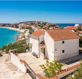 4 Bedroom Villa with Pool near Milna, Brac Island Sleeps 8 